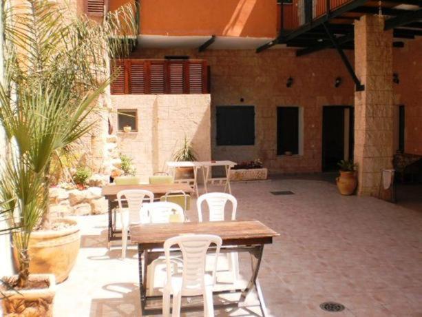 Grin-Motel Haifa Luaran gambar