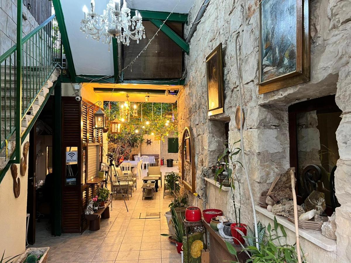 Grin-Motel Haifa Luaran gambar
